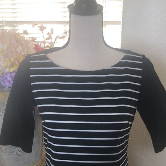 Eliza J Black, White and Red Knit Sheath Dress - Picture 2 of 11